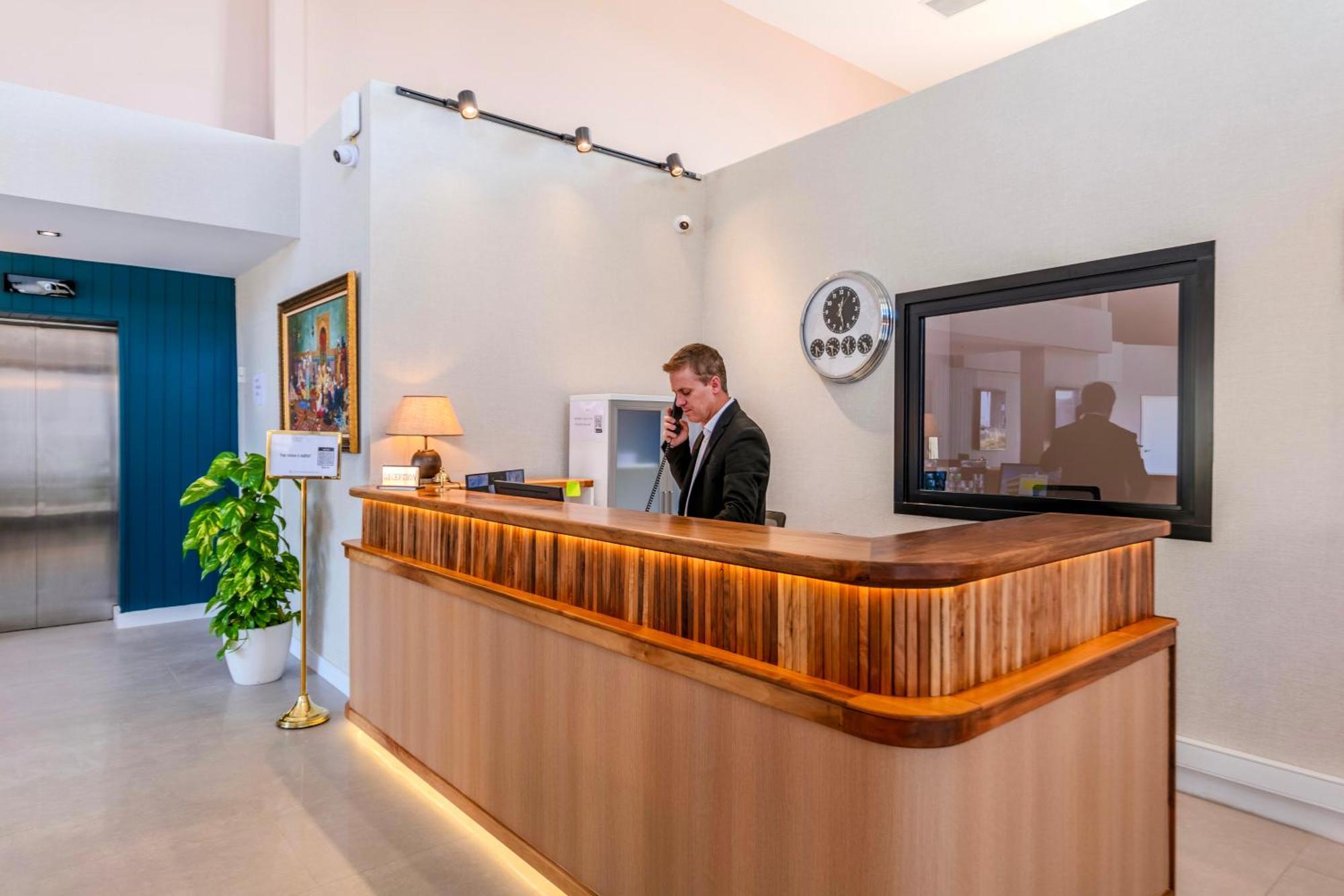 Nenessa Airport Hotel Arnavutkoy Eksteriør billede